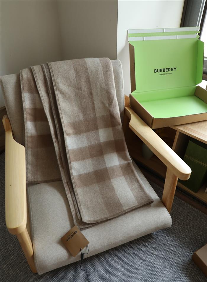 2026116111743877 100